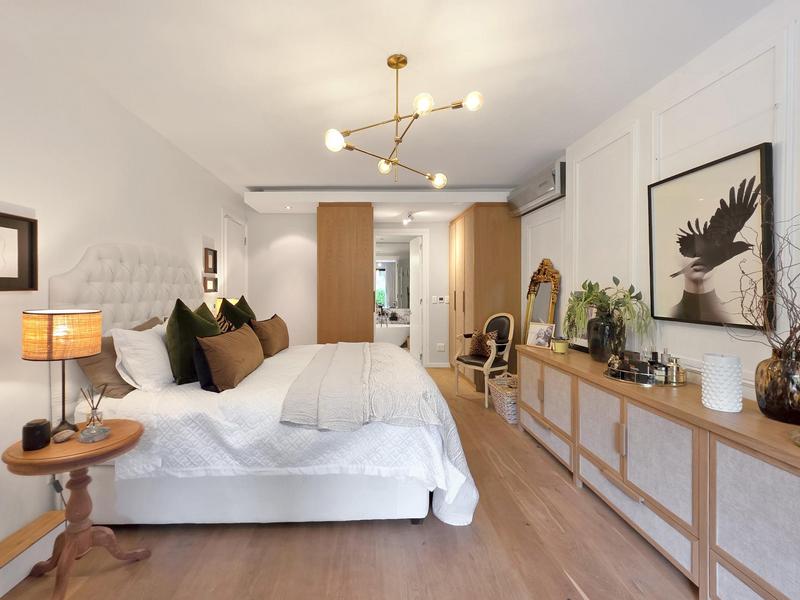 2 Bedroom Property for Sale in Camps Bay Western Cape